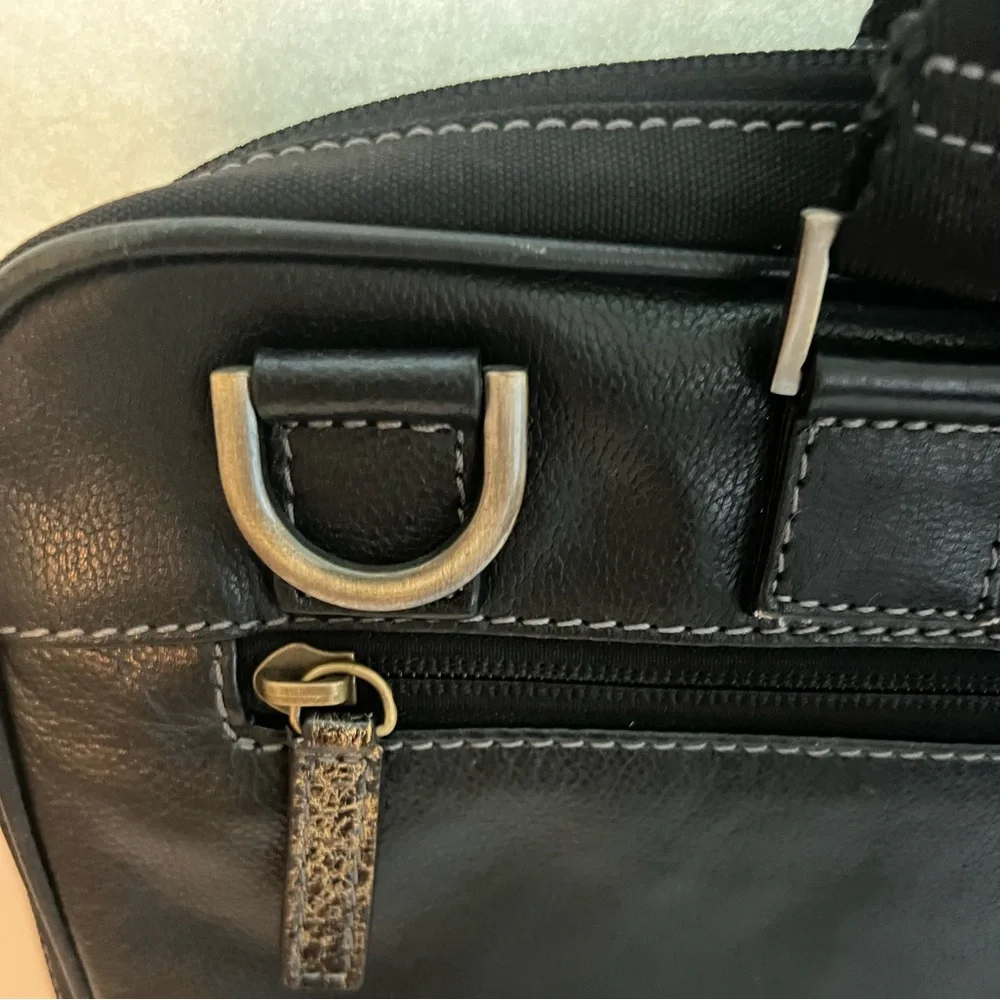 BOCONI Garth Coated Zipper Slim Leather Laptop Briefcase